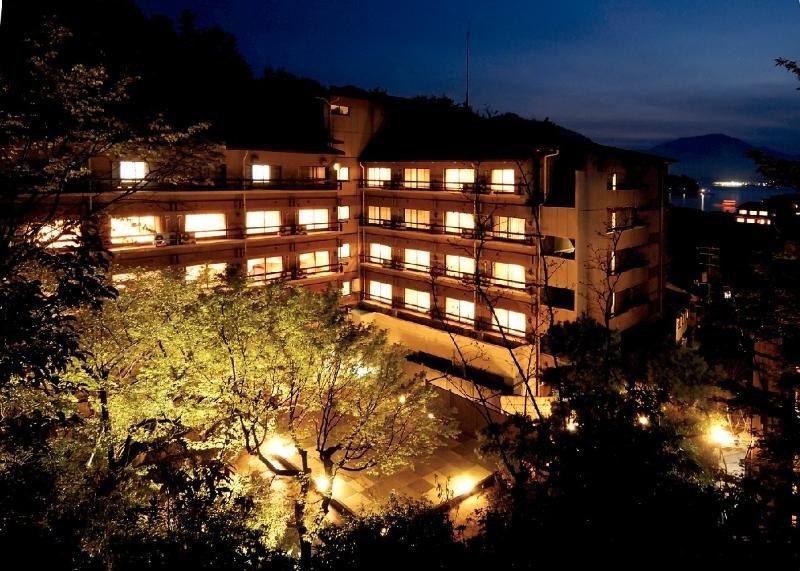 Livemax Resort Aki Miyajima Хацукаити Экстерьер фото